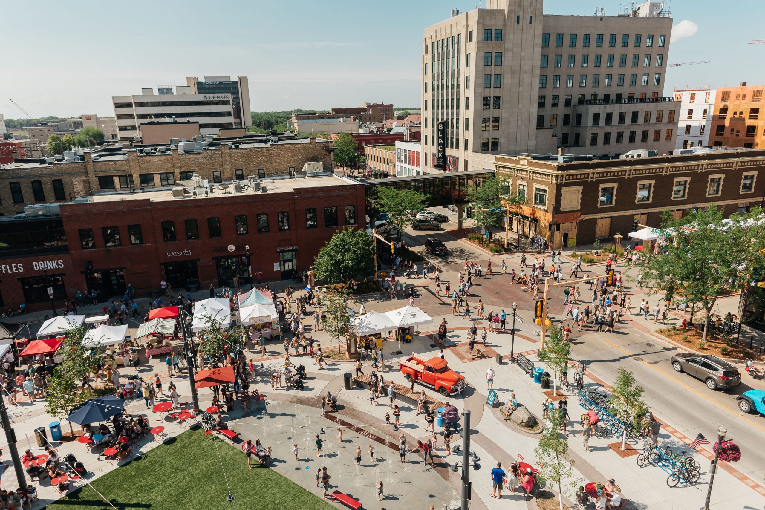 Downtown Fargo Named a Top-Three Midwestern Fall Destination